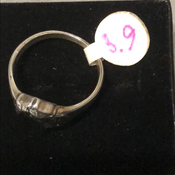 Sterling silver walrus solid ring. - Picture 5 of 8